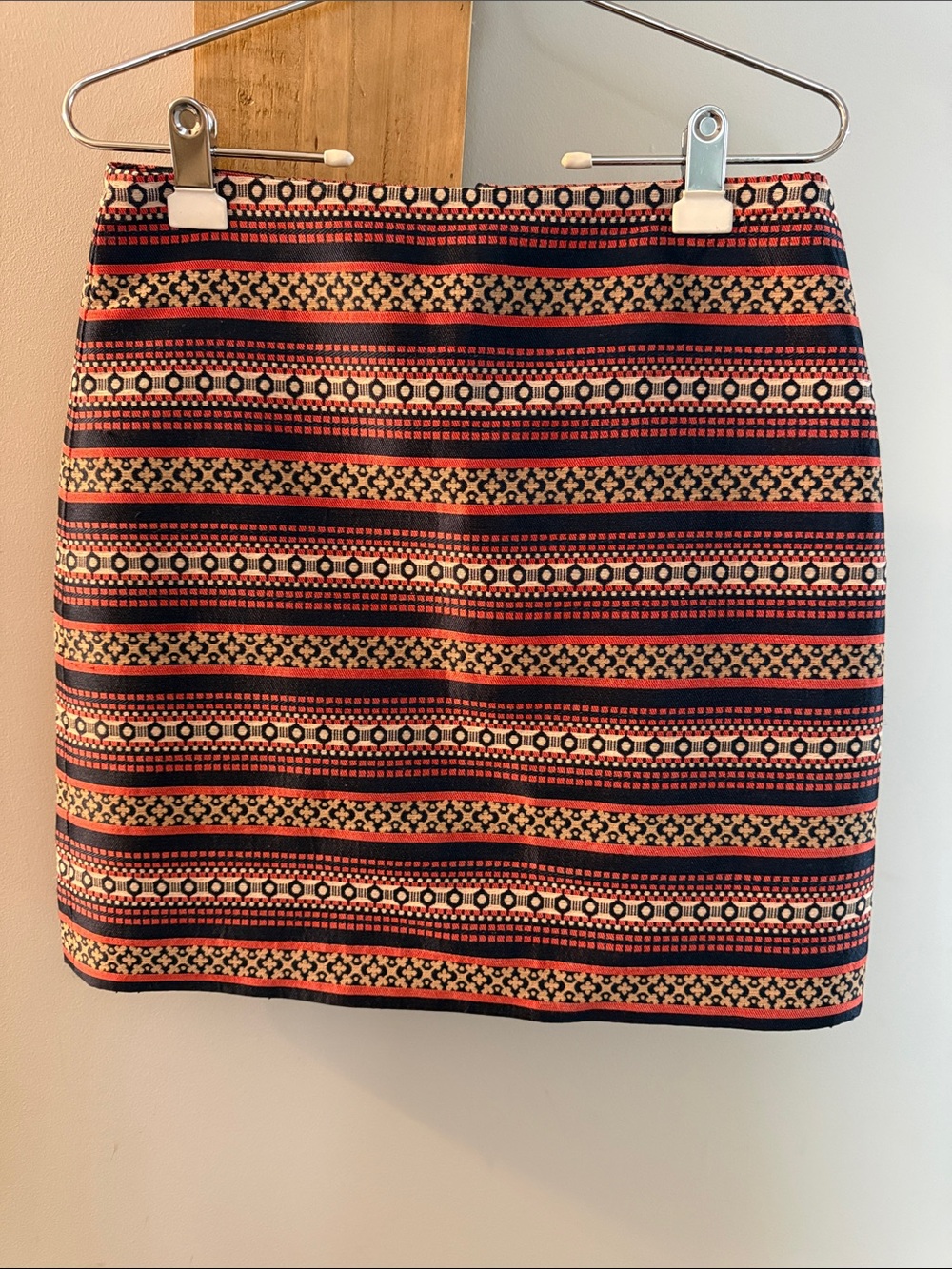 LOFT Red, Blue & Cream Striped Pattern Skirt, Size 6/31” w
